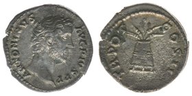 ROM Kaiserzeit 
Antoninus Pius 138-161
Denar
3,35 Gramm, ss