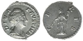 ROM Kaiserzeit
Faustina Maior +141 Gattin des Antoninus Pius

Denar
DIVA FAVSTINA / CERES
Kampmann 36.30, 3,46 Gramm, -vz