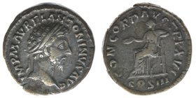 ROM Kaiserzeit
Marcus Aurelius 161-180
Denar
IMP M AVREL ANTONINVS AVG / CONCORD AVG TR P XVIIII COS III
3,29 Gramm, ss, selten, Kampmann - (kein TR P...