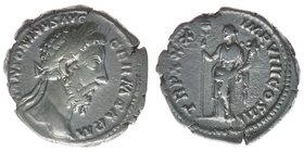 ROM Kaiserzeit Marcus Aurelius 161-180
Denar

M ANTONINVS AVG GERM SARM / TR P XXX IMP VIII COS III
Felicitas nach links stehend
RIC 330, 3,34 Gramm, ...
