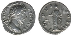 ROM Kaiserzeit
Marcus Aurelius 161-180
Denar
M ANTONINVS AVG TR P XXVI / IMP VI COS III
Kampmann 37.122, 2,79 Gramm, ss+