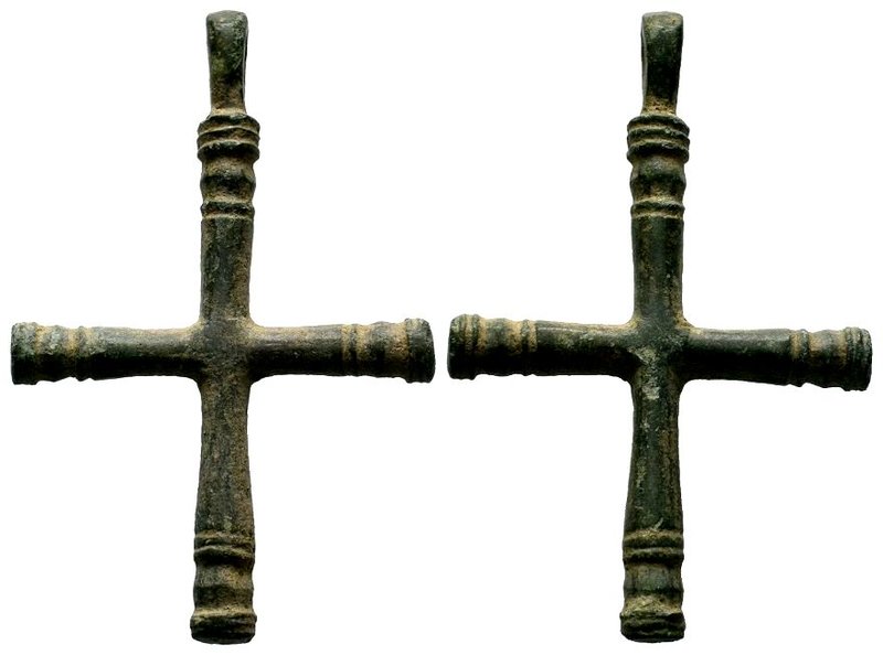 Byzantine wearable cross,
Condition: Very Fine

Weight: 10,45 gr
Diameter: 50,75...