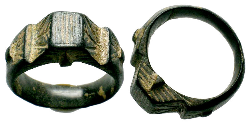 Nicely Crafted Roman Ring,
Condition: Very Fine

Weight: 8,33 gr
Diameter: 24,05...