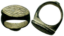 Ancient Roman Fertility Ring, Eye Shape
Condition: Very Fine

Weight: 11,61 gr
Diameter: 26,55 mm
