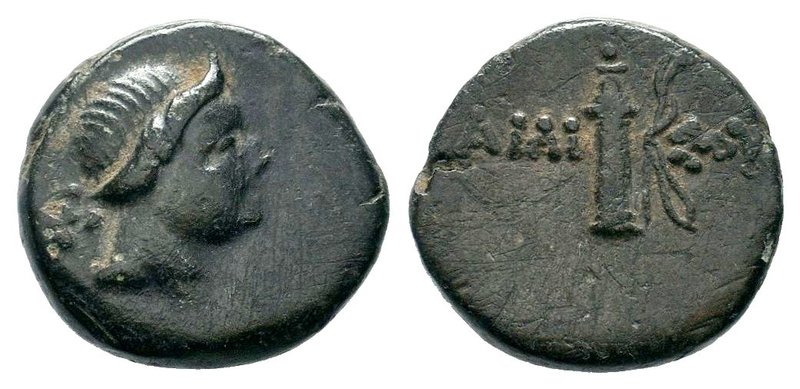 Pontus. Amisos 120-63 BC. AE bronze

Weight : 4.18 gr 
Diameter : 16.90 mm