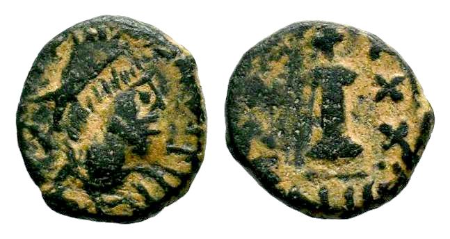 Justinian I. AE. 527-565 AD.

Condition: Very Fine

Weight: 2.73 gr
Diameter: 15...