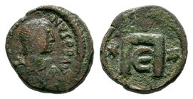 Justinian I. AE. 527-565 AD.

Condition: Very Fine

Weight: 2.25 gr
Diameter: 14 mm