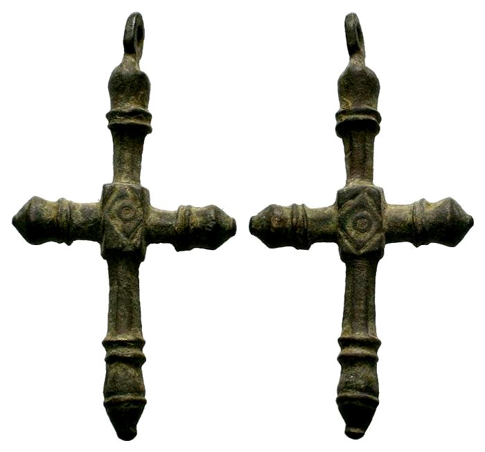 Byzantine Cross

Condition: Very Fine

Weight: 9.65 gr
Diameter: 54.26mm