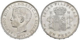 Alfonso XIII (1886-1931). 1 peso. 1897. Manila. SGV. (Cal-81). Ag. 24,87 g. Rayitas. Almost XF. Est...60,00.