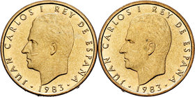 Lote de 2 monedas de 100 pesetas 1983, con las flores de lis hacia arriba y hacia abajo. A EXAMINAR. UNC. Est...35,00.
