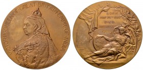 Ausländische Münzen und Medaillen 
 Großbritannien 
 Victoria 1837-1901 
 Bronzemedaille 1901 von Lauer, auf ihren Tod. Gekröntes Brustbild mit Sch...