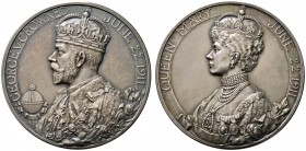 Ausländische Münzen und Medaillen 
 Großbritannien 
 George V. 1910-1937 
 Mattierte Silbermedaille 1911 von B. Mackennal, auf die Krönung. Wie vor...