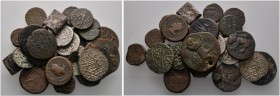 Lots ausländischer Münzen und Medaillen 
 28 Stücke : INDIEN - KUSHAN . Zumeist Kupfer.
 schön, schön-sehr schön, sehr schön