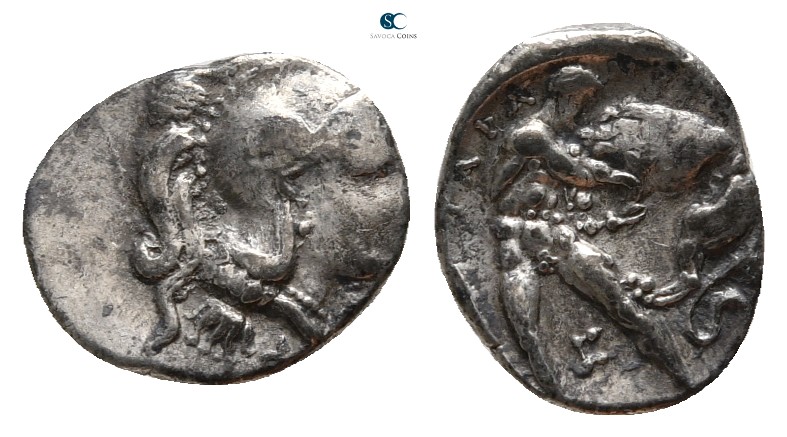 Calabria. Tarentum circa 400-250 BC. 
Diobol AR

14 mm., 1,17 g.



very ...
