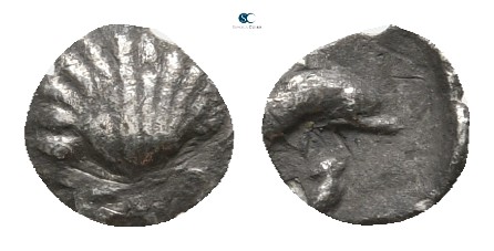 Calabria. Tarentum 325-280 BC. 
Hemilitron AR

7 mm., 0,14 g.



very fin...