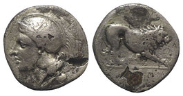 Northern Lucania, Velia, c. 340-334 BC. AR Didrachm (21.5mm, 6.78g, 2h). Head of Athena l., wearing crested Attic helmet decorated with griffin; Θ beh...