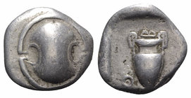 Boeotia, Thebes, c. 425-400 BC. AR Stater (20mm, 11.43g). Boeotian shield. R/ Amphora; Θ-E across central field, B above; all within incuse square. BC...
