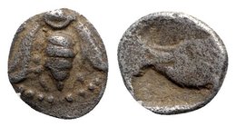 Ionia, Ephesos, c. 500-420 BC. AR Tetartemorion (5mm, 0.16g, 3h). Bee with slightly curved wings. R/ Head of eagle r. within incuse square. Karwiese S...