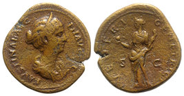 Faustina Junior (Augusta, 161-180). Æ Sestertius (33mm, 22.99g, 12h). Rome, 147-150. Diademed and draped bust r. R/ Venus standing l., holding apple a...