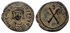Tiberius II Constantine (578-582). Æ 10 Nummi (23mm, 3.62g, 6h). Constantinople, c. 579-582. Crowned, draped and cuirassed bust facing. R/ Large X; cr...