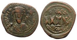 Phocas (602-610). Æ 40 Nummi (30mm, 11.44g, 8h). Nicomedia, year 5? (606/7). Crowned bust facing, wearing consular robes, holding mappa and cross; cro...
