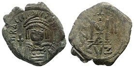 Heraclius (610-641). Æ 40 Nummi (33mm, 11.55g, 6h). Cyzicus, year 2 (611/2). Helmeted and cuirassed facing bust, holding globus cruciger and shield. R...