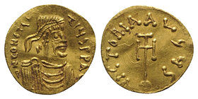 Constans II (641-668). AV Semissis (16mm, 2.19g, 6h). Constantinople. Diademed, draped and cuirassed bust r. R/ Cross potent set on globe. MIB 50; DOC...