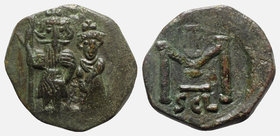 Constans II (641-668). Æ 40 Nummi (23mm, 5.03g, 6h). Syracuse, 654-659. Constans, holding long cross, and Constantine, holding globus cruciger, standi...