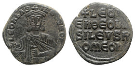 Leo VI (886-912). Æ 40 Nummi (25mm, 8.35g, 6h). Constantinople. Facing bust, wearing crown and chlamys, holding akakia. R/ Legend in four lines across...