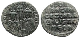 Constantine VII and Zoe (913-959). Æ 40 Nummi (25mm, 6.13g, 6h). Constantinople, 914-919. Crowned facing busts of Constantine, beardless and wearing l...