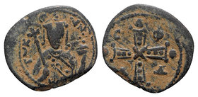 Alexius I (1081-1118). Æ Tetarteron (19mm, 3.37g, 12h). Thessalonica. Crowned bust facing, wearing chlamys, holding cross-tipped sceptre and cross on ...