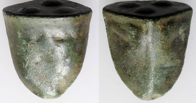 Sicily, Akragas, c. 450-440 BC. Cast Æ Tetras or Trionkion (17mm, 11.98g). Two e...