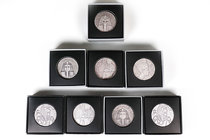 Chad. "Egyptian Relic Series". Lote de 8 monedas de plata, 1000 francos CFA, 2 onzas (5) y 3000 francos, 5 onzas (3). Con cajas y certificados. PR. Es...