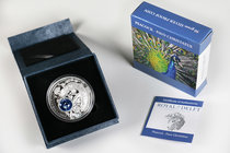 Cook Islands. Elizabeth II. 10 dollars. 2017. Ag. 50,00 g. “Royal Delft. Peacock - Pavo Christatus”, with an original Royal Delft earthenware insert. ...