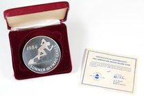 Jamaica. Elizabeth II. 25 dollars. 1984. (Km-116). Ag. 136,08 g. "Los Angeles 1984 Olympic Games". Con caja y certificado. PR. Est...150,00.