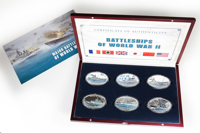 Tokelau. Elizabeth II. 2013. "Major Battlehips of World War II". Estuche con 6 p...