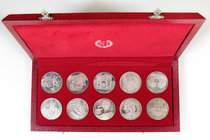 Tunisia. 1969. Estuche con 10 piezas de 1 dinar de plata de 20 g. PR. Est...180,00.