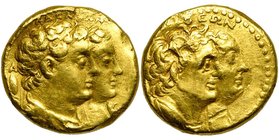 ROYAUME LAGIDE, Ptolémée II Philadelphe (285-246), AV pentekontadrachmon (50 drachmes), avant août 272 av. J.-C., Alexandrie. D/ AΔΕΛΦΩΝ B. accolés de...