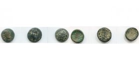 MACEDOINE, Koinon, lot de 3 bronzes: 158-146, Pelagonia, T. de Zeus/Massue dans une couronne (très rare); 168-146, Bottiaea (?), T. de Zeus/Foudre ail...