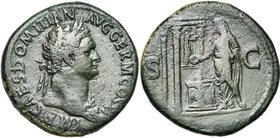 DOMITIEN Auguste (81-96), AE sesterce, 85, Rome. D/ IMP CAES DOMITIAN AVG GERM COS XI T. l. à d., l'épaule g. dr. de l'égide. R/ S-C L'empereur deb. à...