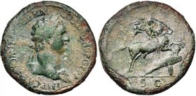 DOMITIEN Auguste (81-96), AE sesterce, avril - novembre 85, Rome. D/ IMP CAES DOMIT AVG GERM COS XI CENS POT P P T. l. à d. R/ L'empereur à cheval, te...