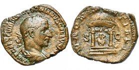 TREBONIEN GALLE (251-253), AE sesterce, s.d., Rome. D/ IMP CAES C VIBIVS TREBONIANVS GALLVS AVG B. l., dr., cuir. à d. R/ IVNONI MARTIALI/ S-C Temple ...