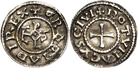 CAROLINGIENS, Charles le Chauve (840-877) ou Charles le Simple (897-922), AR denier, à partir de 864, Rouen. D/ + GRΛTIΛ DI REX Monogramme carolin. R/...