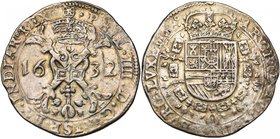 LUXEMBOURG, Duché, Philippe IV (1621-1665), AR patagon, 1632. D/ Croix de Bourgogne sous une couronne, ornée du bijou de la Toison d'or, accostée de l...