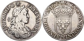 FRANCE, Royaume, Louis XIV (1643-1715), AR écu au buste juvénile, 1672A, Paris. 1er type. D/ B. à d., les cheveux longs, l., dr. et cuir., orné d'une ...