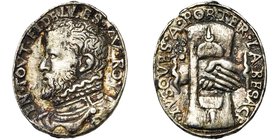 PAYS-BAS MERIDIONAUX, AR médaille, 1566, Jonghelinck. Insigne des Gueux. D/ EN TOVT FIDELLES AV ROY B. de Philippe II à g. R/ IVSQVES A PORTER LA BESA...