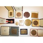 BELGIQUE, lot de 12 médailles, dont: 1921, Jules Bordet, lauréat du prix Nobel de Médecine de 1919; 1927, Ateliers de réparations maritimes Béliard-Cr...
