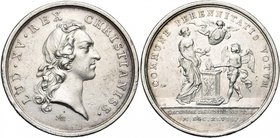 FRANCE, AE médaille, 1747, Marteau. Mariage du Dauphin et de Marie-Josèphe de Saxe. D/ T. de Louis XV à d., ceinte d'un bandeau. R/ La Prudence et l'H...