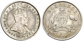 1910. Australia. Eduardo VII. 6 peniques. (Kr. 19). 2,80 g. AG. Escasa. MBC+.