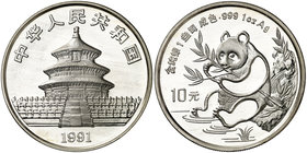 1991. China. 10 yuan. (Kr. 386.1). 31,13 g. AG. Panda. Muy escasa. S/C.